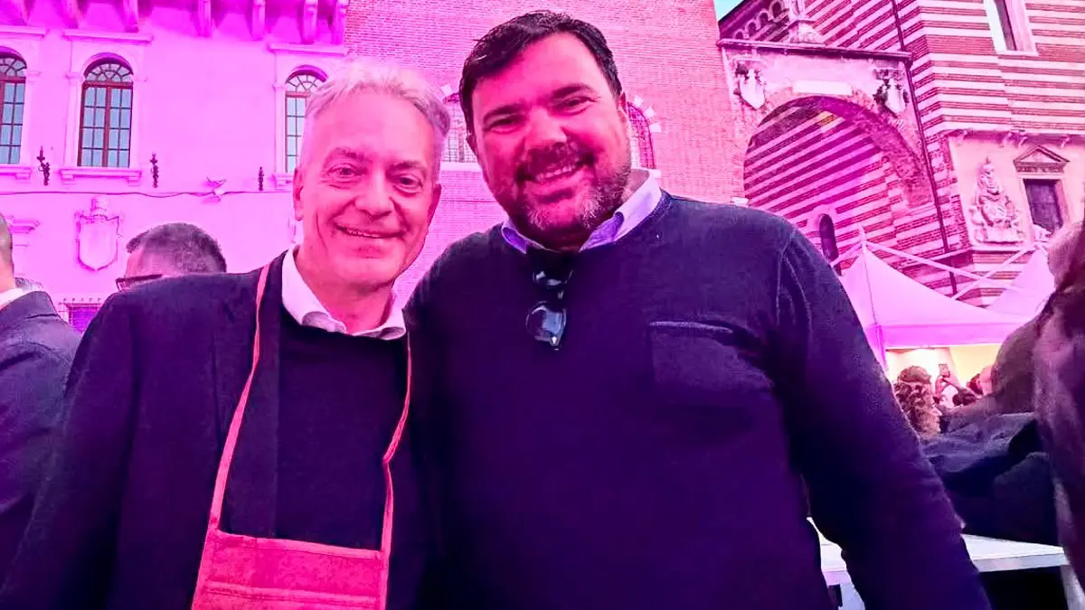 La foto postata sui social da Ambrogio con Gianluca Gallo