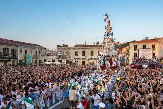 La Varia di Palmi torna nel 2027, il sindaco Calabria:\u00A0«Basta improvvisazione, serve una calendarizzazione stabile»\n