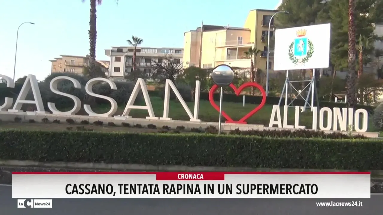 Cassano, tentata rapina in un supermercato