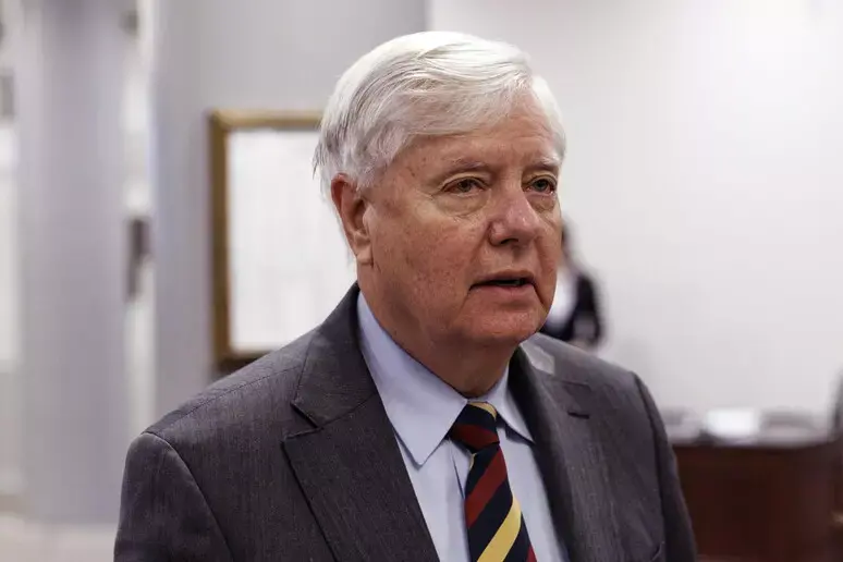 Addio a Lindsey Graham, scompare uno dei leader repubblicani più vicini a Trump\n