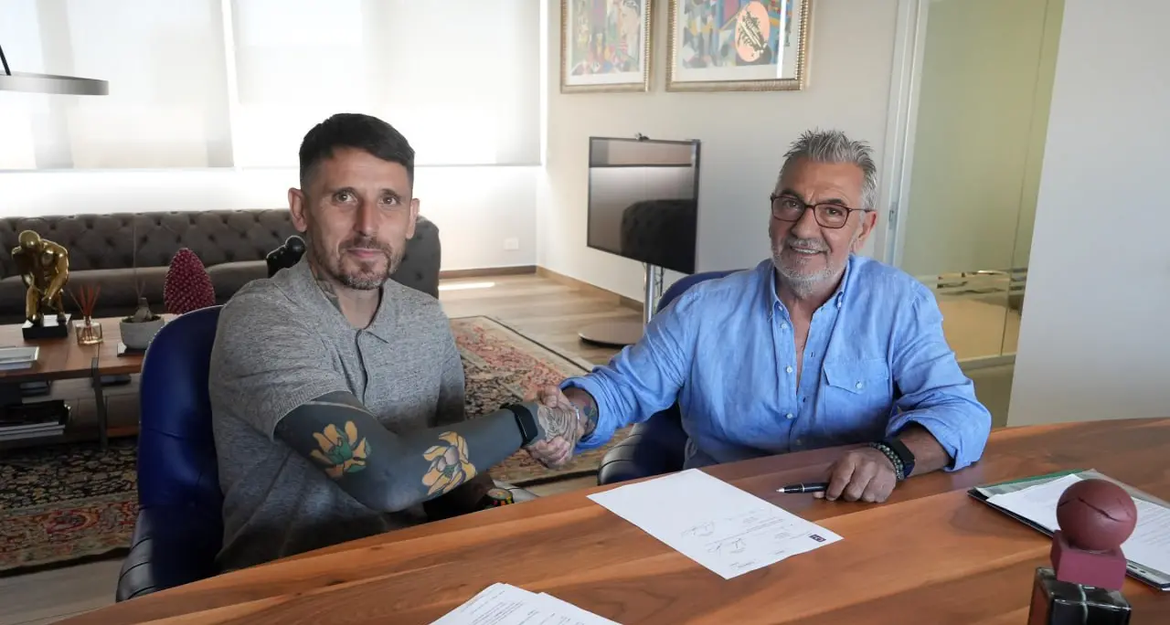 Gli squali ripartono da Crotone: domani prende il via il precampionato della squadra di Greco\n