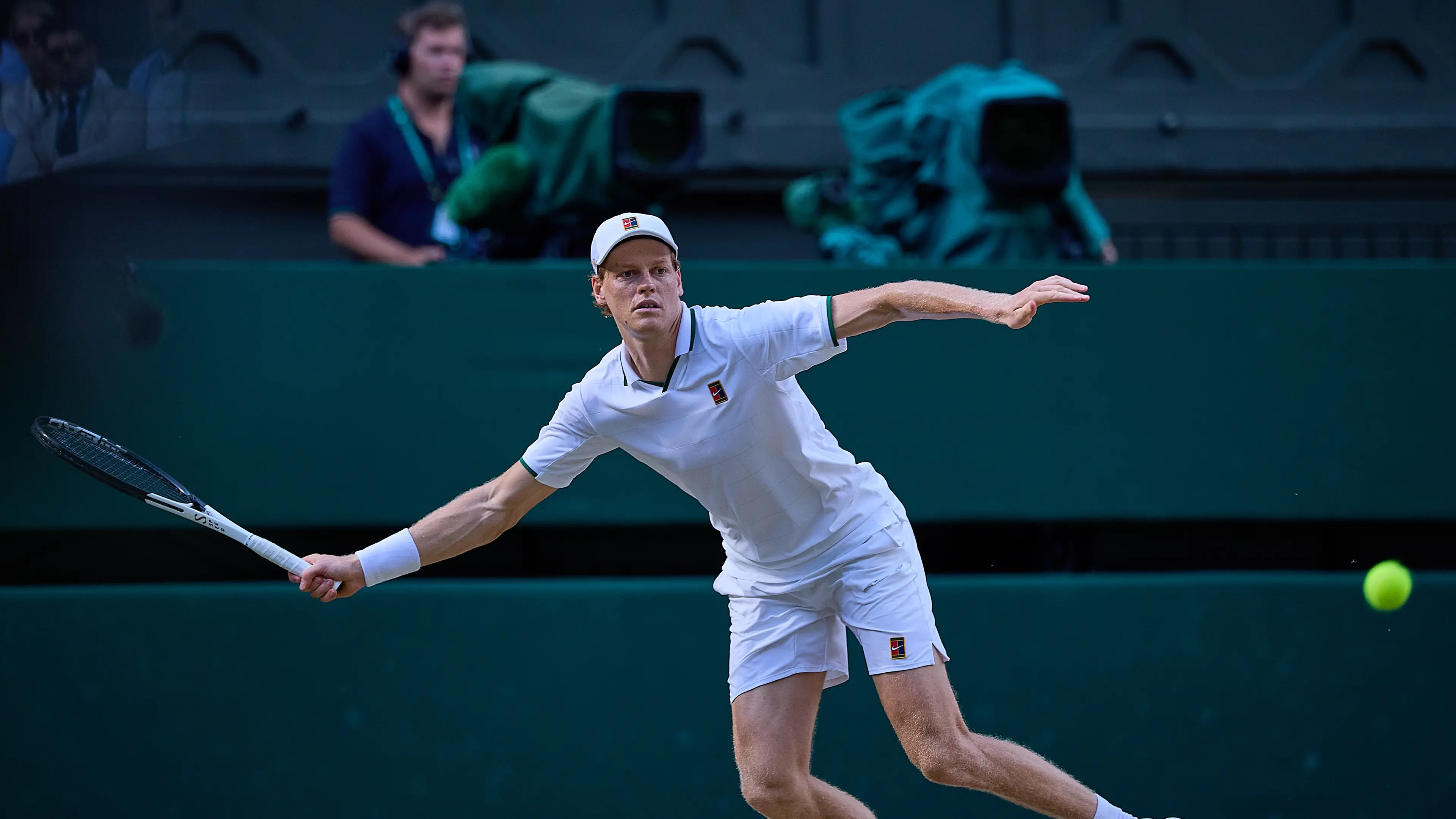 Sinner Re a Londra, vince Wimbledon e difende il titolo: battuto Zverev\n