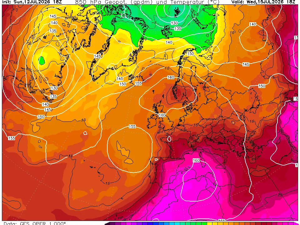 Sta per arrivare l’ondata di caldo estremo in Calabria con picchi di 43 gradi: afa e notti tropicali non daranno tregua