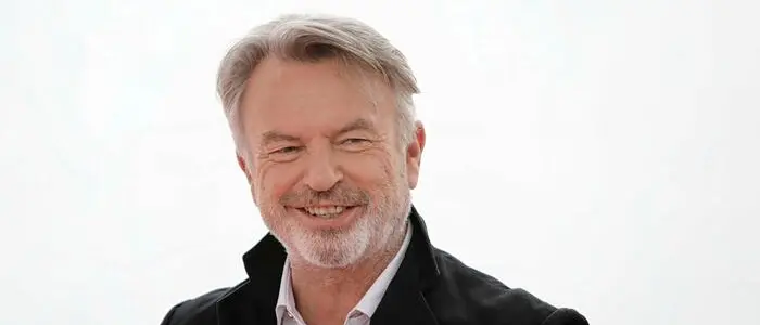 Addio a Sam Neill, volto iconico di Jurassic Park: l’attore aveva 78 anni\n
