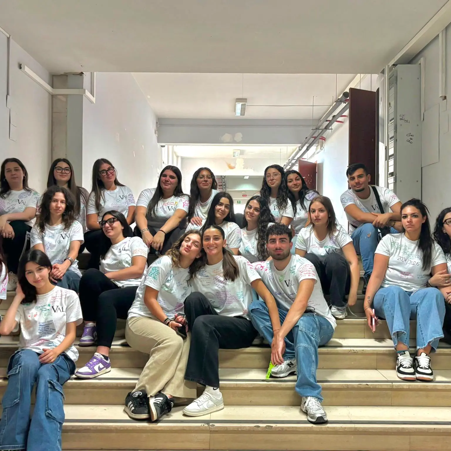 Palmi, l’Istituto Einaudi-Alvaro celebra i suoi talenti: pioggia di 100 e lodi agli esami di maturità\n
