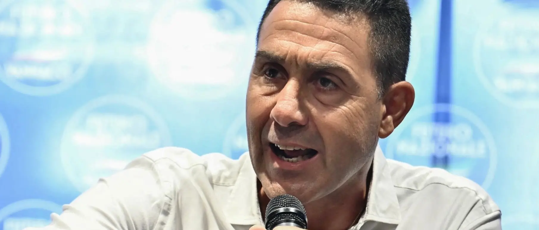 Vannacci elogia Pier Silvio Berlusconi e torna all'attacco di Marina: «Il nome non è il partito»\n