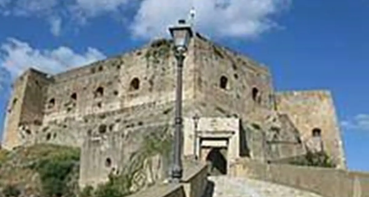 Dall’idea alla forma, le opere\u00A0dell’istituto Frangipane di Reggio al Castello Ruffo di Scilla\n