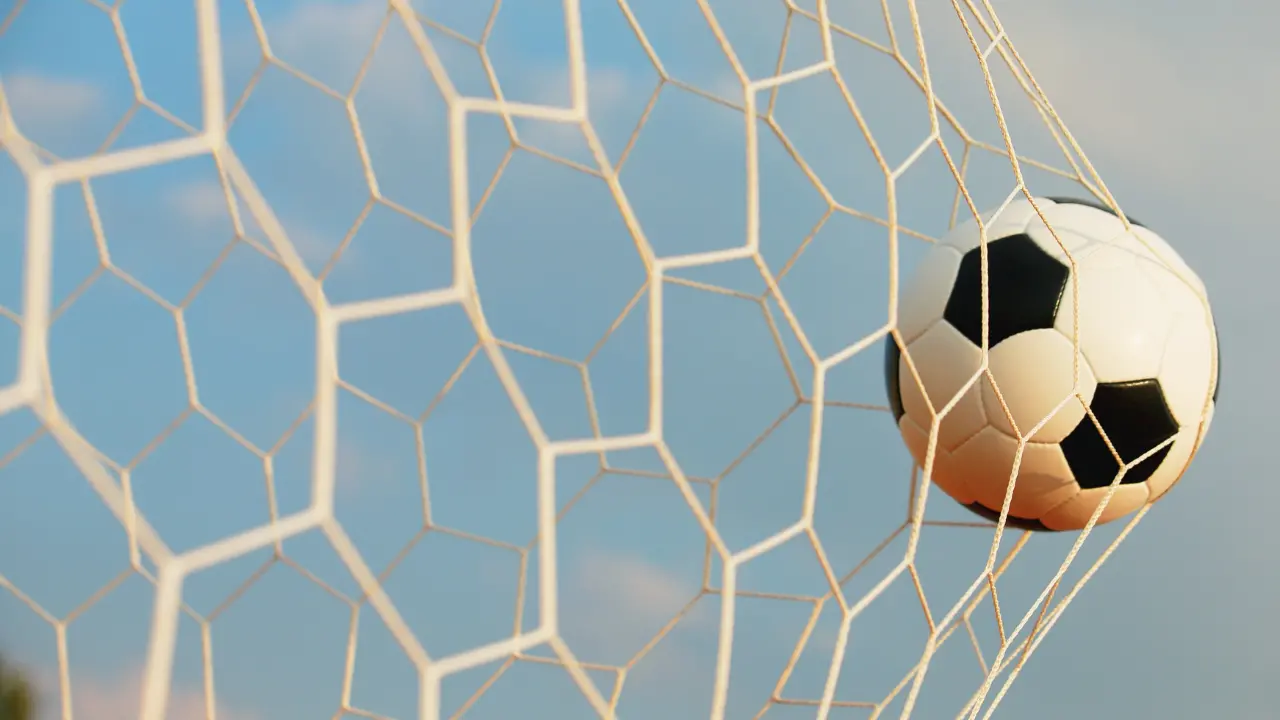 A San Costantino Calabro prosegue l'estate di sport, al via il “Maracanà street power football”\n