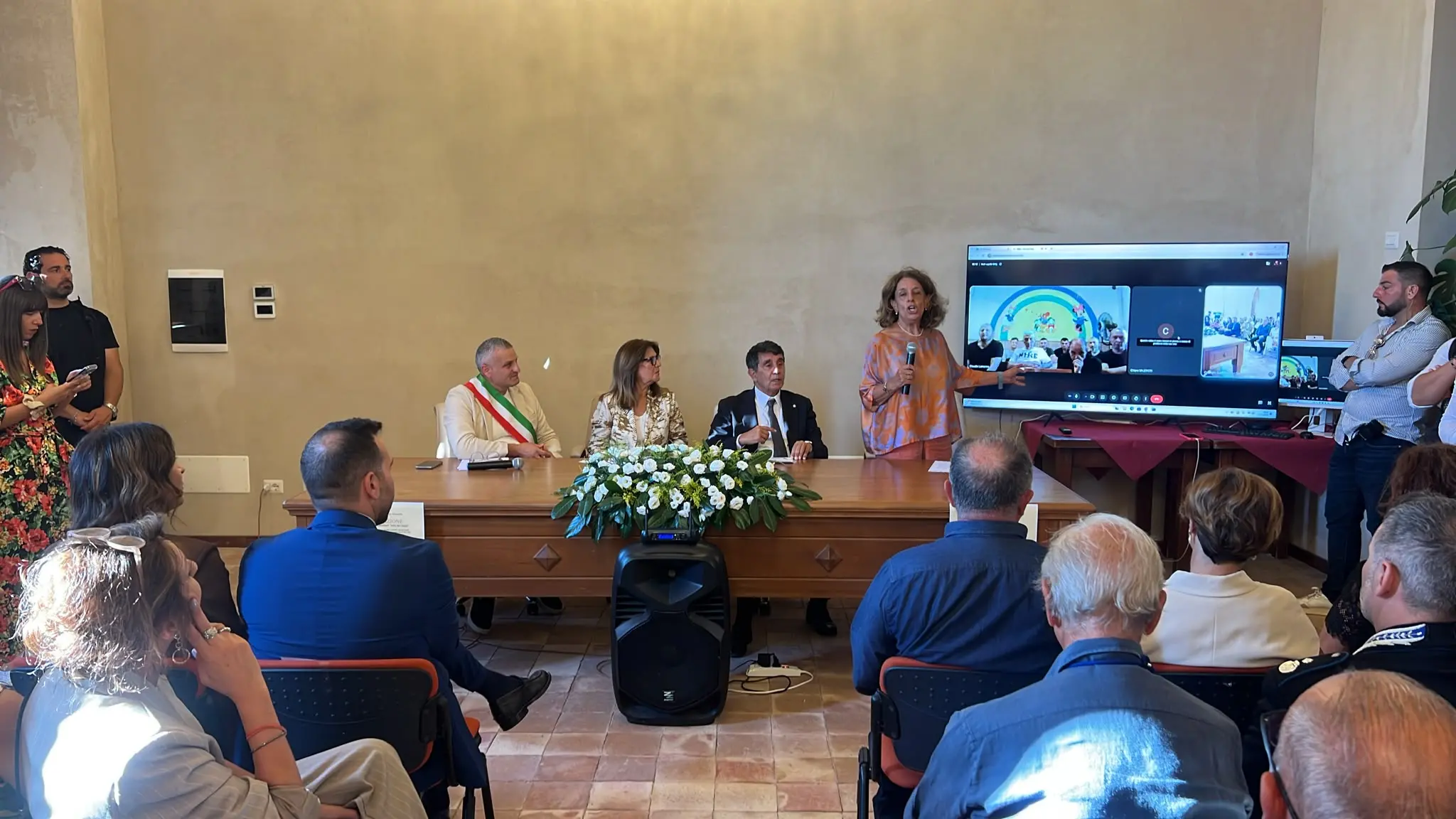 \n\nIl legno che rigenera l’anima: a San Giorgio Morgeto il lavoro dei detenuti diventa bene comune\n