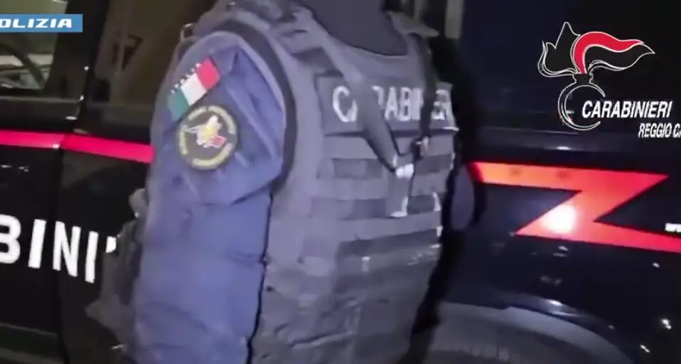 Maxi blitz antimafia a Reggio Calabria: 79 misure cautelari contro le storiche cosche della 'ndrangheta\n