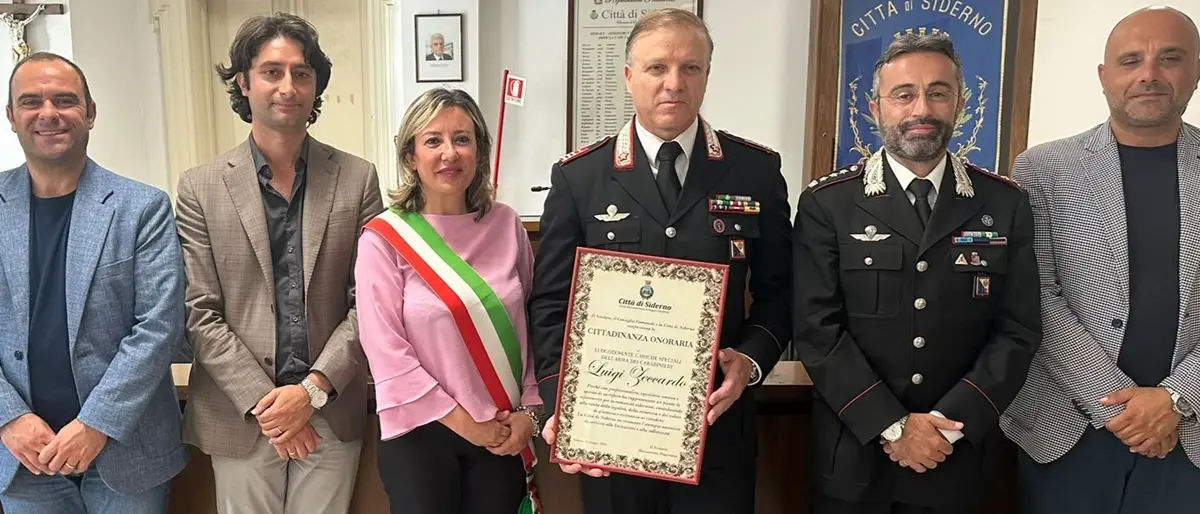 Il luogotenente c.s. dei carabinieri Luigi Zeccardo è cittadino onorario\u00A0di Siderno\n