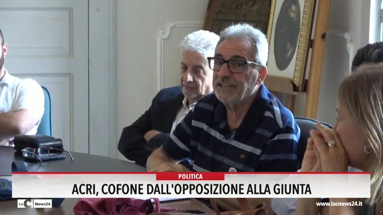 Acri, Cofone dall'opposizione alla giunta