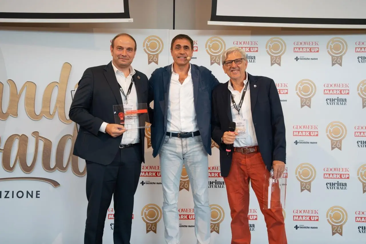 Vecchio Amaro del Capo trionfa ai Brands Award 2026 con due prestigiosi riconoscimenti\n
