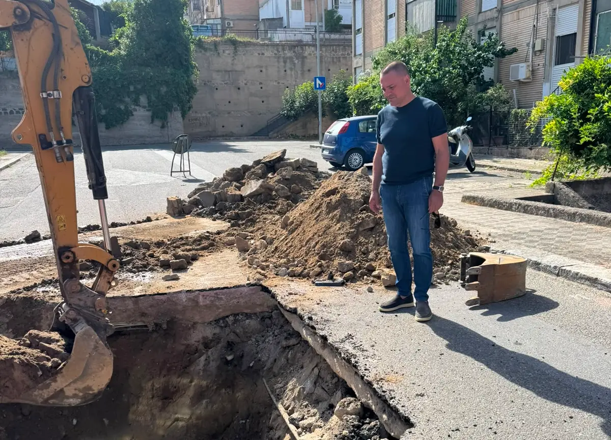 Quartiere Archi Cep,\u00A0Caridi: «Risolto il problema fognario.\u00A0Oggi il sopralluogo sul cantiere»\n