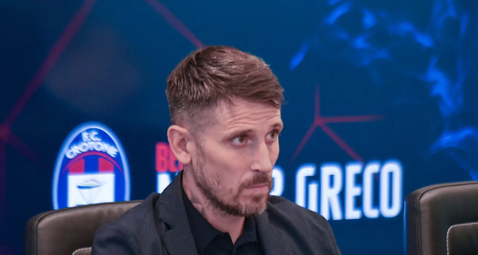 Leandro Greco si presenta al Crotone: «Mi ha convinto la trasparenza del progetto della società»\n