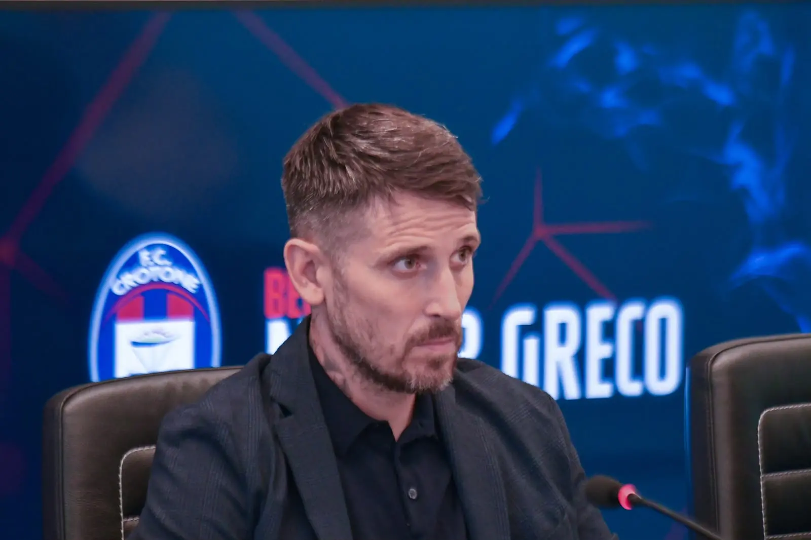 Leandro Greco si presenta al Crotone: «Mi ha convinto la trasparenza del progetto della società»\n