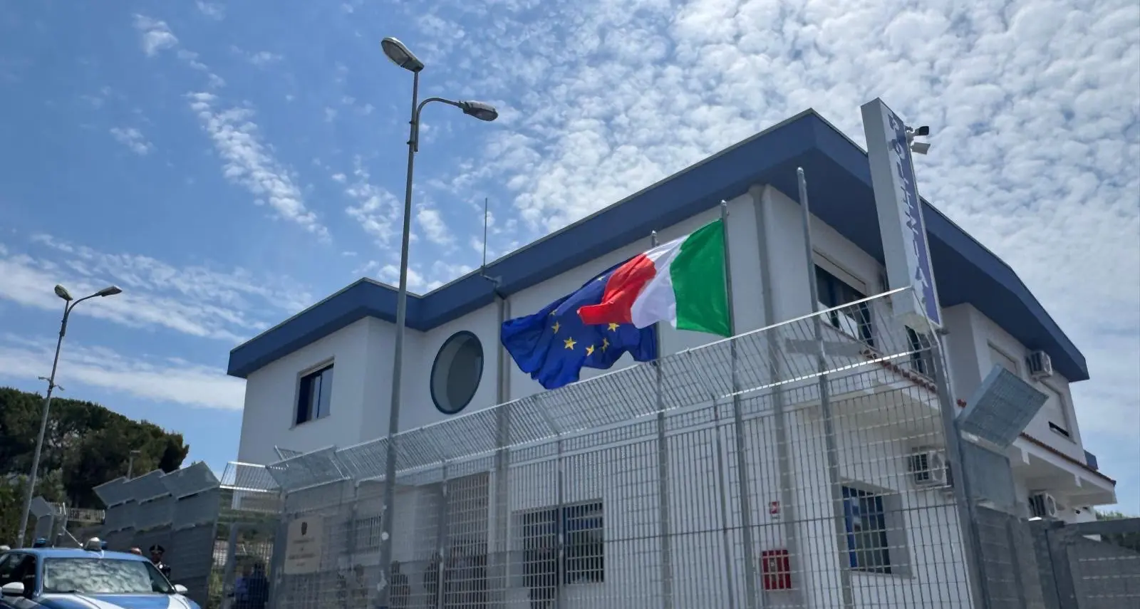 Scalea, operazione antidroga della Polizia: un arresto per detenzione ai fini di spaccio di sostanze stupefacenti\n