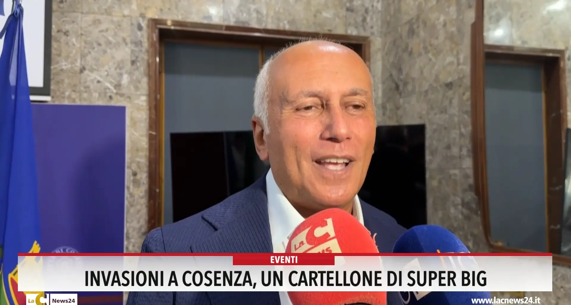 Invasioni a Cosenza, un cartello di super big