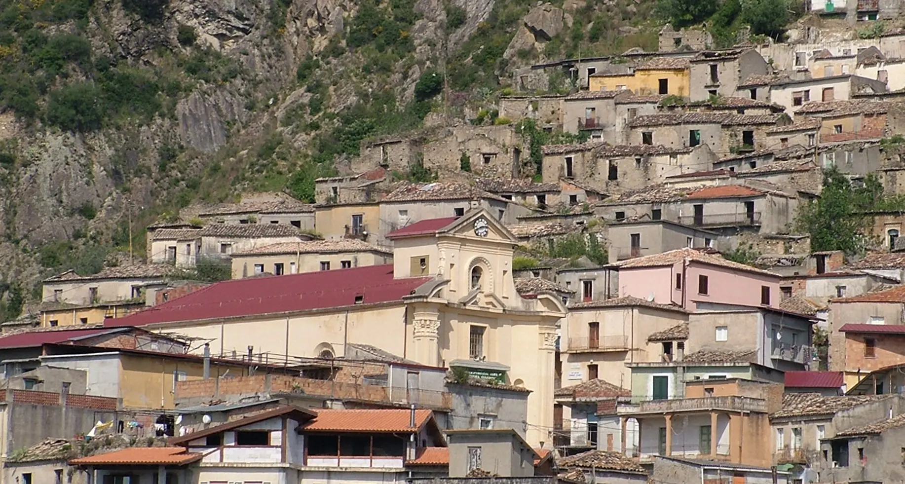 San Luca resta sotto commissariamento: il Governo proroga di sei mesi lo scioglimento per infiltrazioni mafiose\n