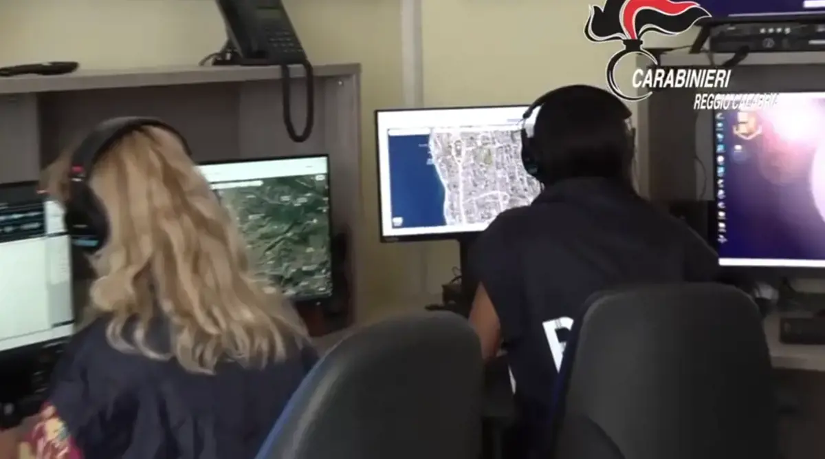 ’Ndrangheta, maxi blitz a Reggio Calabria: le accuse al clan di San Giovannello e i NOMI dei 15 arrestati\n