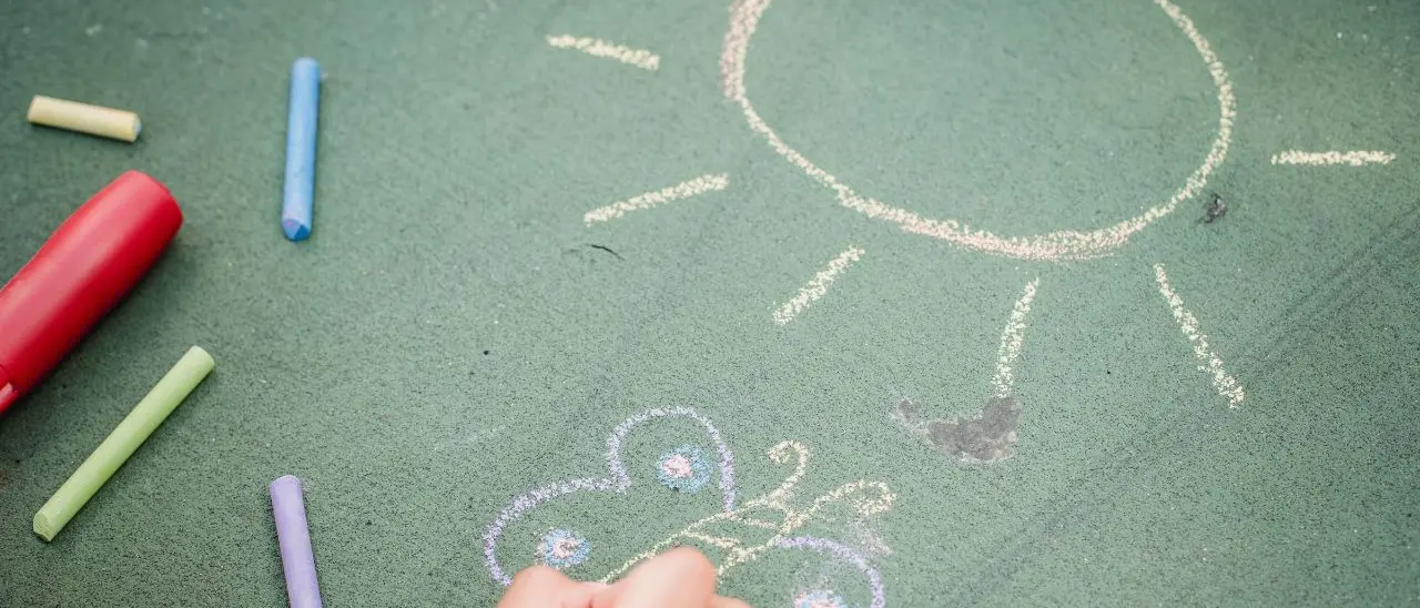 Centri estivi, cresce la spesa delle famiglie (+27% in tre anni): costano 179 euro a settimana per bambino\n
