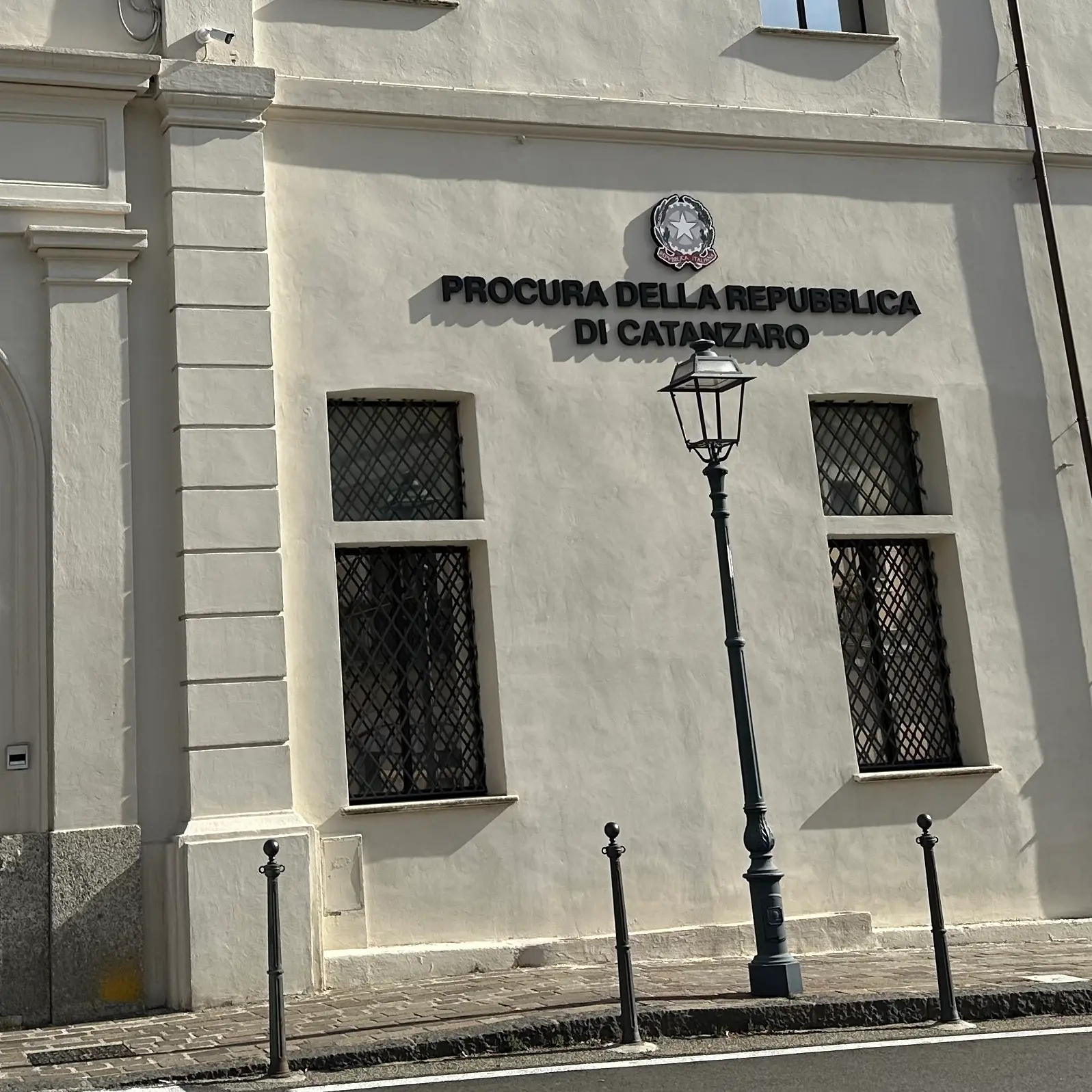 <p>Sistema Pallaria alla Regione, a processo in 23<span style=\"color:hsl(0,75%,60%);\"> </span>tra politici e pubblici ufficiali: ci sono anche Oliverio e Incarnato – <span style=\"color:hsl(0,75%,60%);\">NOMI</span></p>
