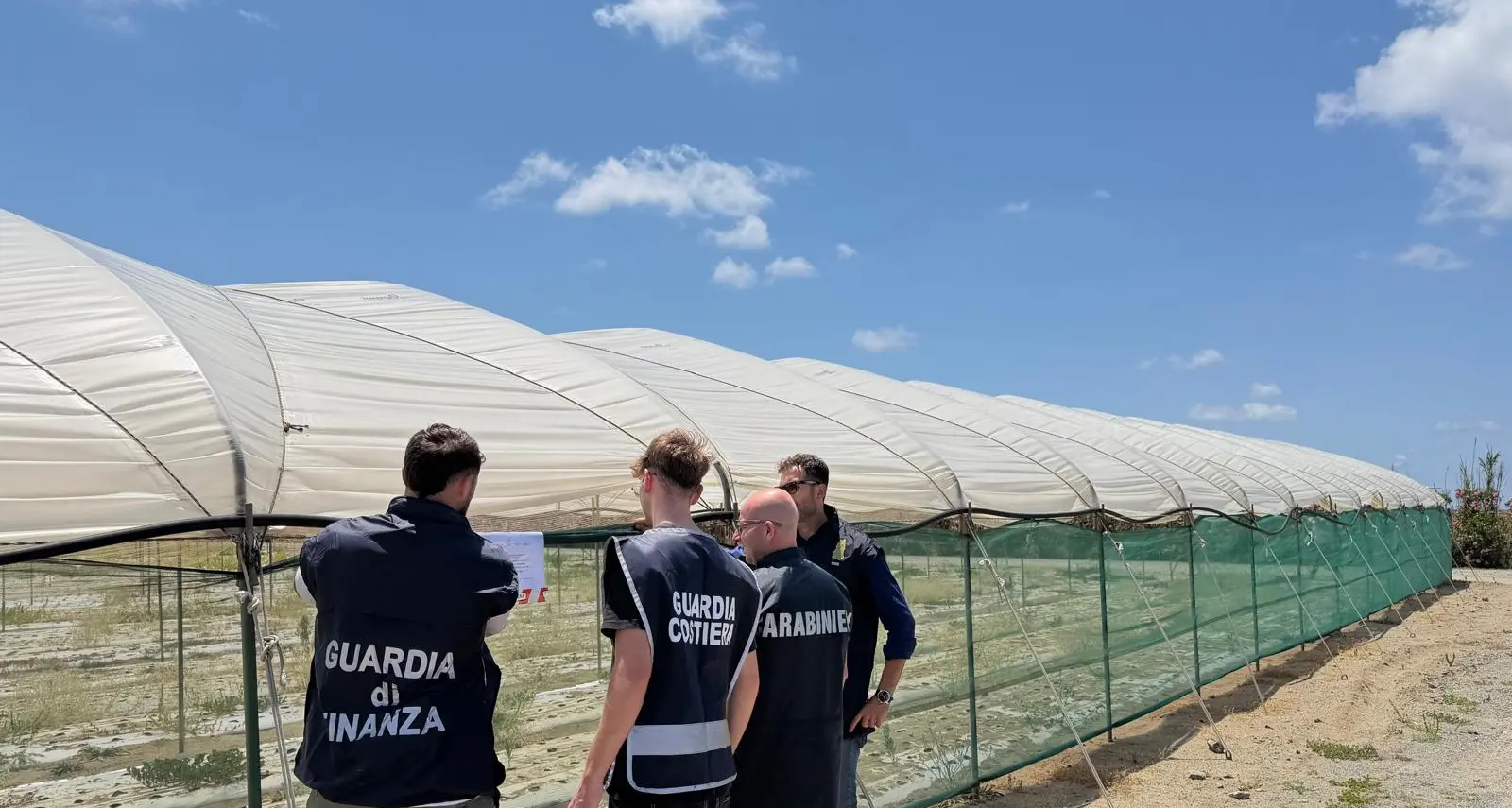 Lamezia Terme, sequestrati 26mila metri quadrati di demanio marittimo occupati abusivamente da un’azienda agricola\n