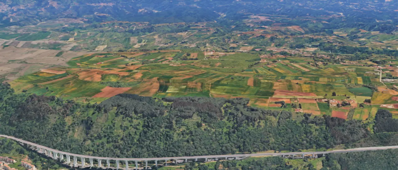 Fotovoltaico sugli Scrisi,\u00A0anche Archeoclub Calabria dice No: «Non solo il grano Rosìa da tutelare, qui reperti dal Paleolitico»\n