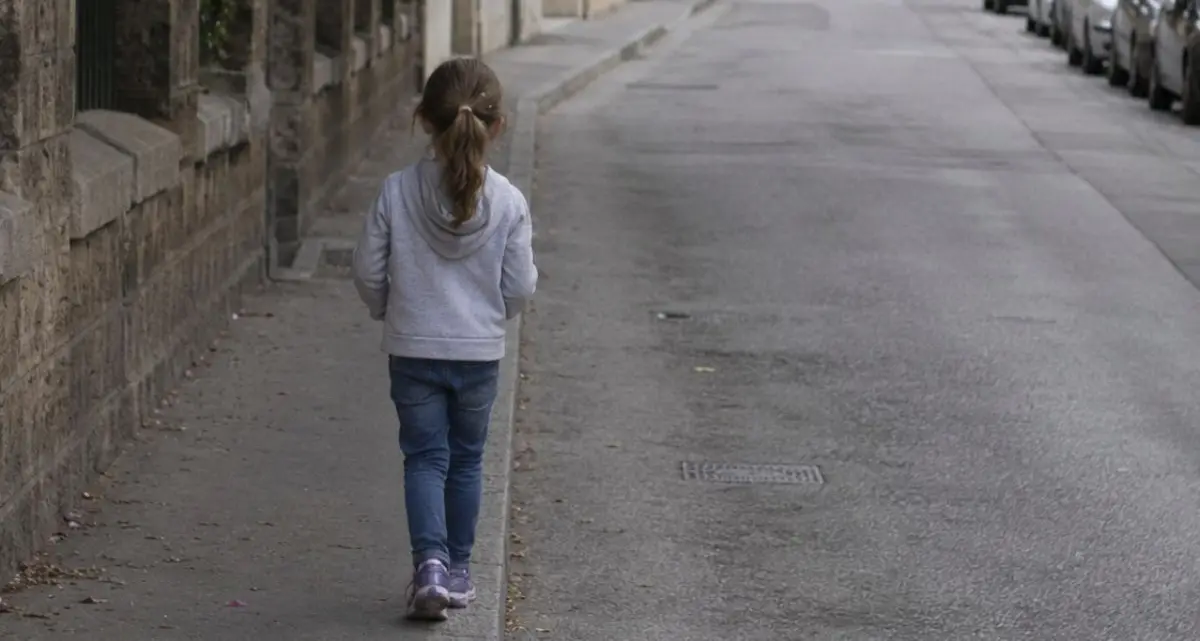 Bambina di 4 anni muore per sospetta difterite, non era vaccinata: la Procura apre un’inchiesta\n