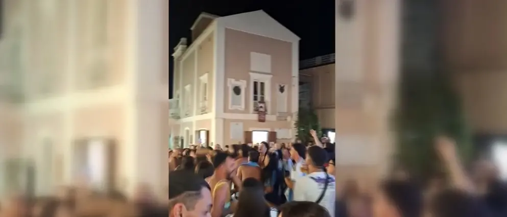 Mondiali, l’Argentina vola in finale: esplode la festa nelle piazze calabresi -Video