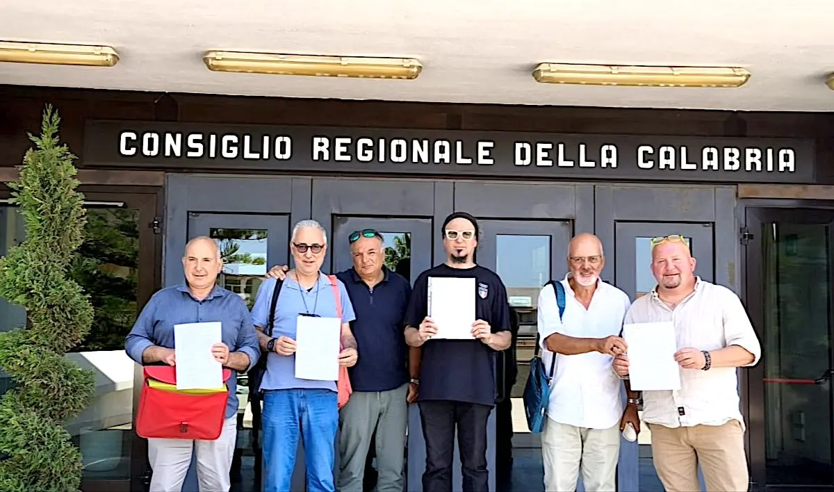 Sanità montana, 10.793 firme in Consiglio per potenziare quattro ospedali delle aree interne\n