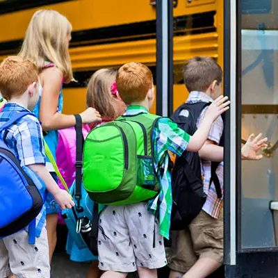 Cosenza, aperte le iscrizioni al servizio di trasporto scolastico per l'anno 2026-2027\n