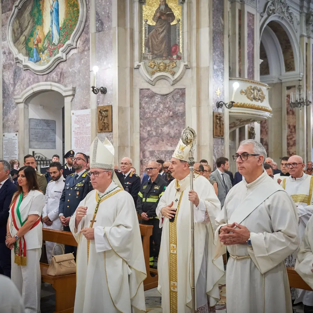 San Vitaliano, il messaggio del vescovo a Catanzaro:\u00A0«Il Signore ci chiama ad una grande missione: non cedere alla rassegnazione»\u00A0\n