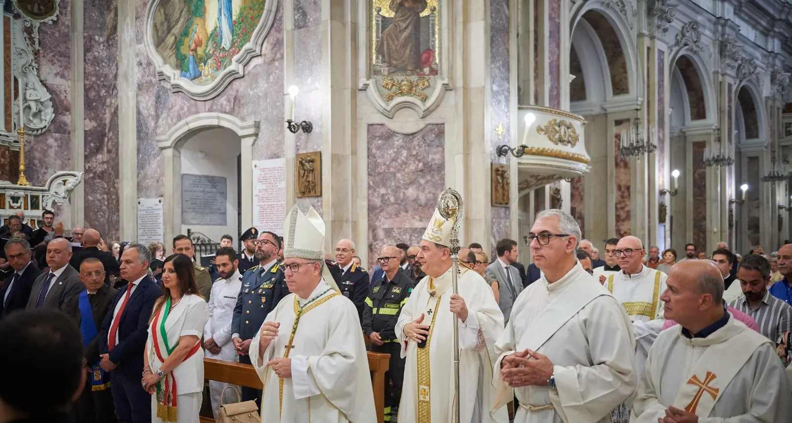 San Vitaliano, il messaggio del vescovo a Catanzaro:\u00A0«Il Signore ci chiama ad una grande missione: non cedere alla rassegnazione»\u00A0\n