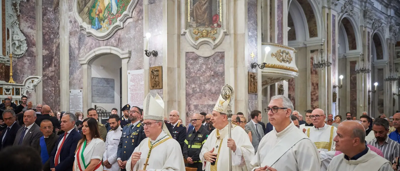 San Vitaliano, il messaggio del vescovo a Catanzaro:\u00A0«Il Signore ci chiama ad una grande missione: non cedere alla rassegnazione»\u00A0\n