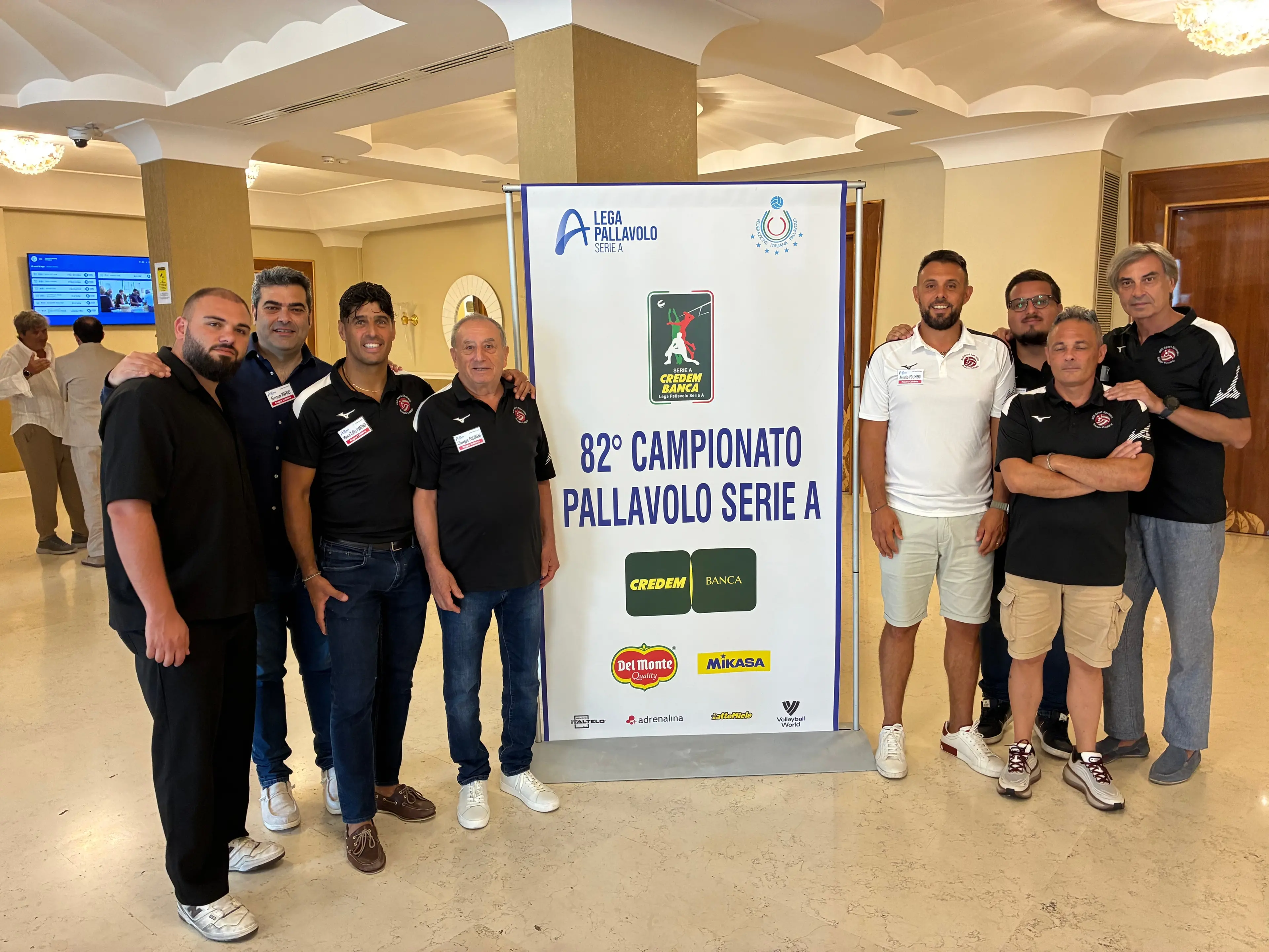 Domotek, cinque trofei e il calendario della Serie A2: la nuova avventura parte da Pineto tra entusiasmo e grandi sfide\n