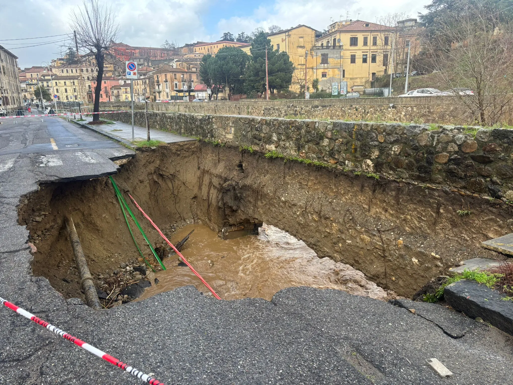 Cosenza, ok al progetto per via Dante Alighieri dopo i danni dell’alluvione del febbraio scorso\n