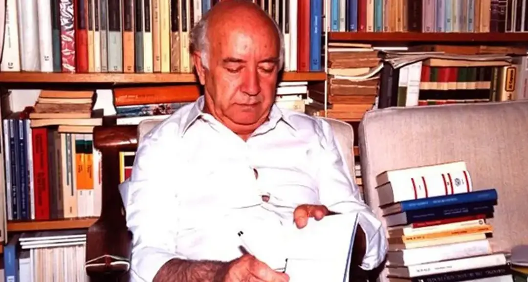 <p><span style=\"color:hsl(0, 75%, 60%);\">Saverio Strati</span>, lo scrittore che trasformò la Calabria in letteratura e la rese patrimonio universale</p>