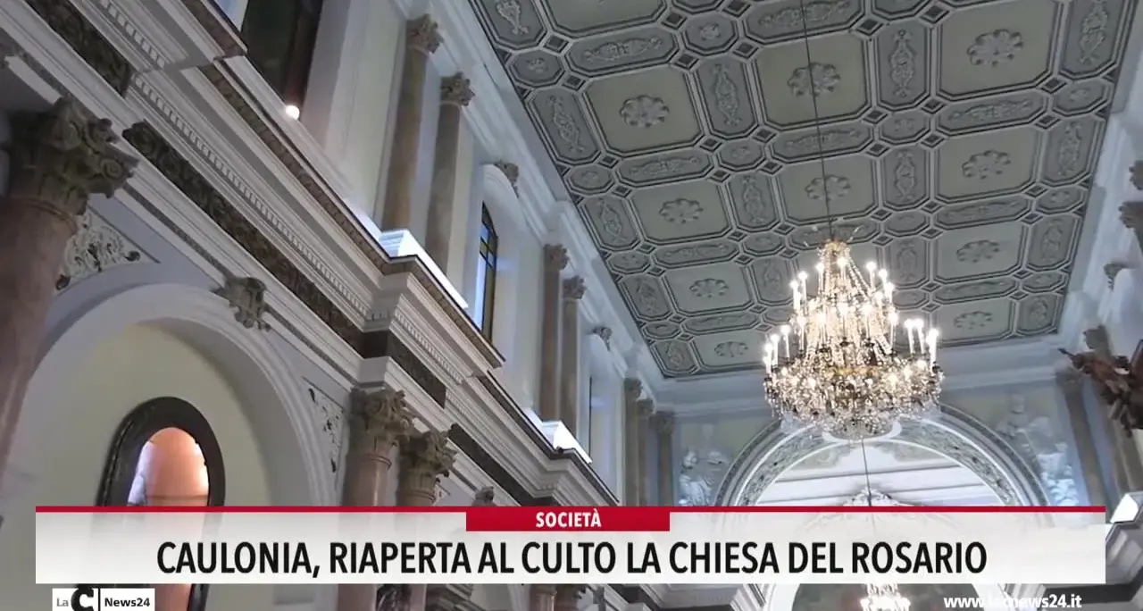 Caulonia, riaperta al culto la chiesa del Rosario