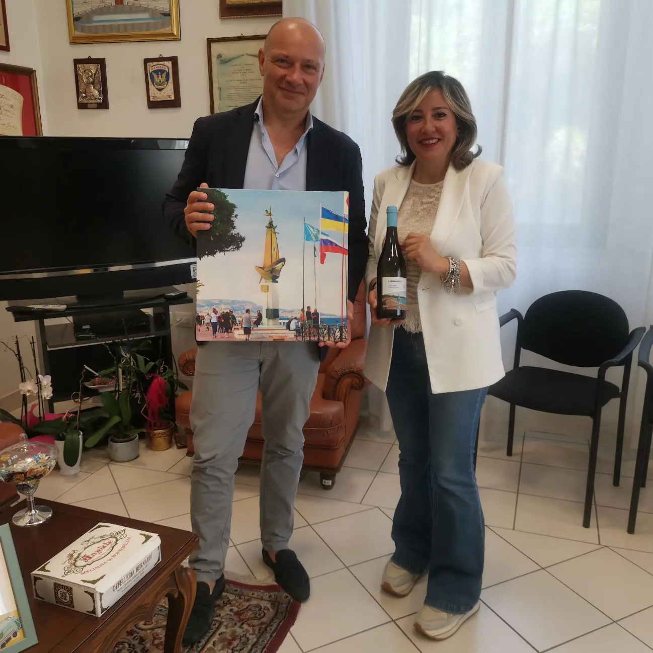 Siderno nell’etichetta del Critone Summer Edition prodotto dalle Cantine Librandi\n