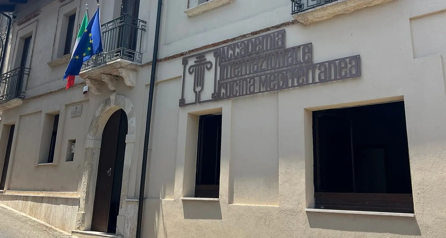 Gal Terre vibonesi e Distretto del Cibo uniscono le forze: a Spilinga la firma del protocollo d’intesa\n