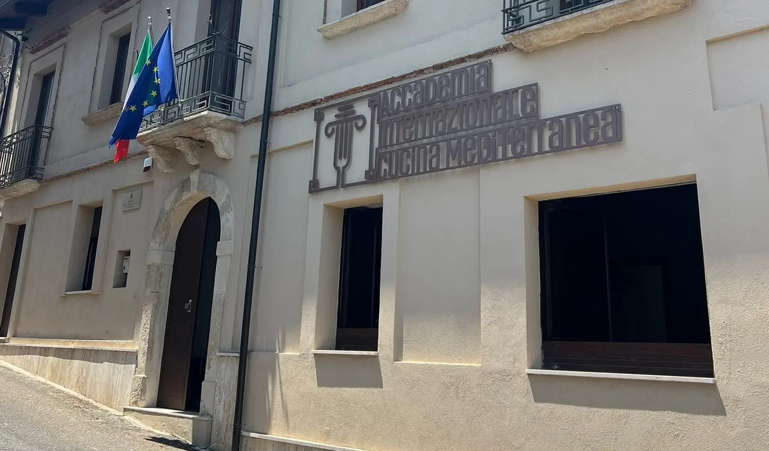 Gal Terre vibonesi e Distretto del Cibo uniscono le forze: a Spilinga la firma del protocollo d’intesa\n