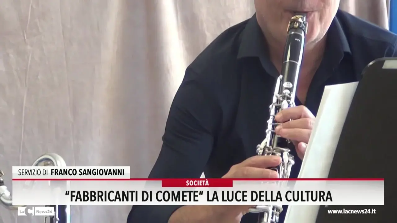 Fabbricanti di comete, la luce della cultura