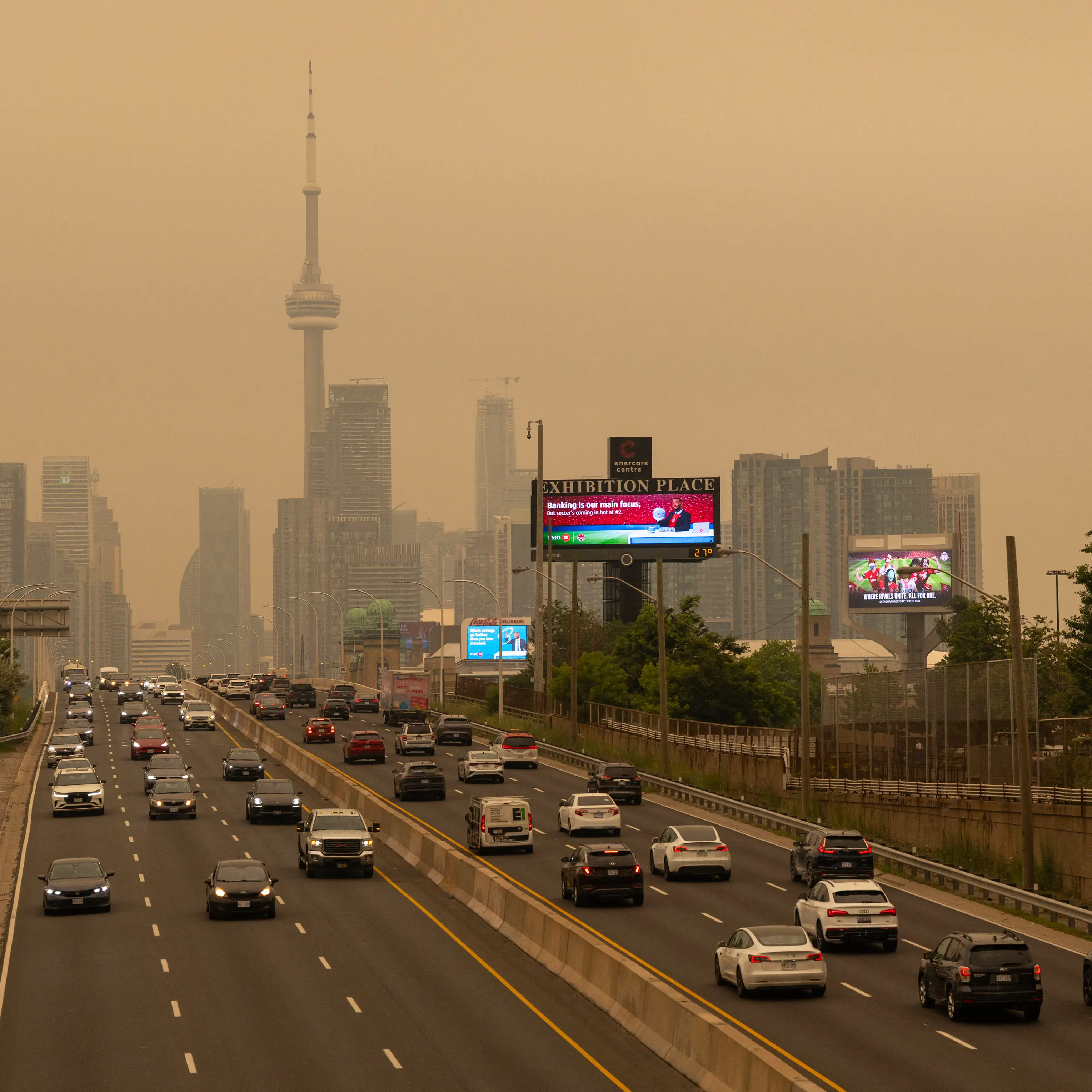 <p>Il Canada brucia, la Calabria osserva preoccupata: gli incendi record sono l'allarme di un clima ormai fuori controllo</p>