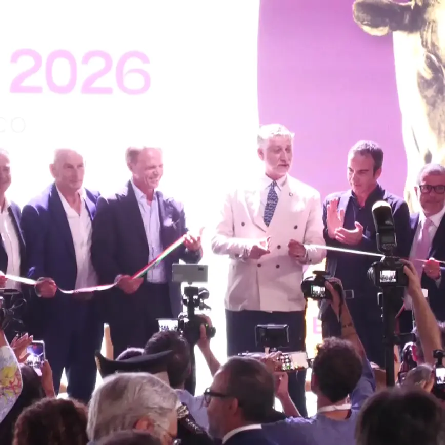 <p>Vinitaly a Sibari, maratona di cultura e orgoglio nel cuore dell’Enotria: «In Calabria siamo più bravi che in Veneto»</p>