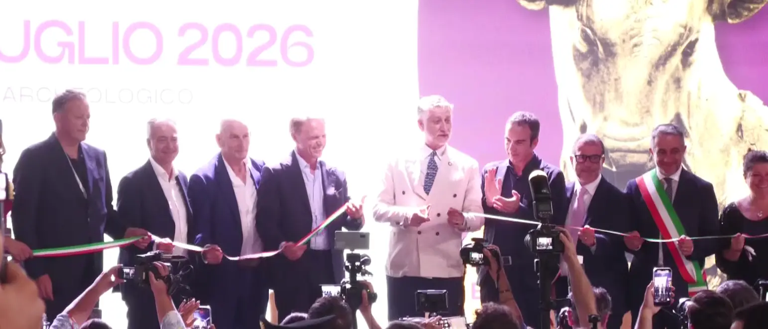Vinitaly a Sibari, maratona di cultura e orgoglio nel cuore dell’Enotria: «In Calabria siamo più bravi che in Veneto»\n