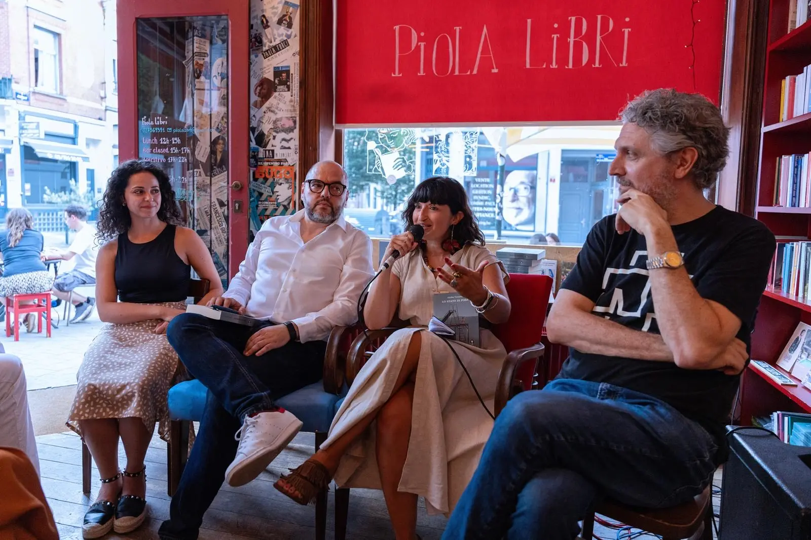 Da Bruxelles parte il tour internazionale de Lo stato di posa: il noir di Giulio Venneri conquista i lettori\n