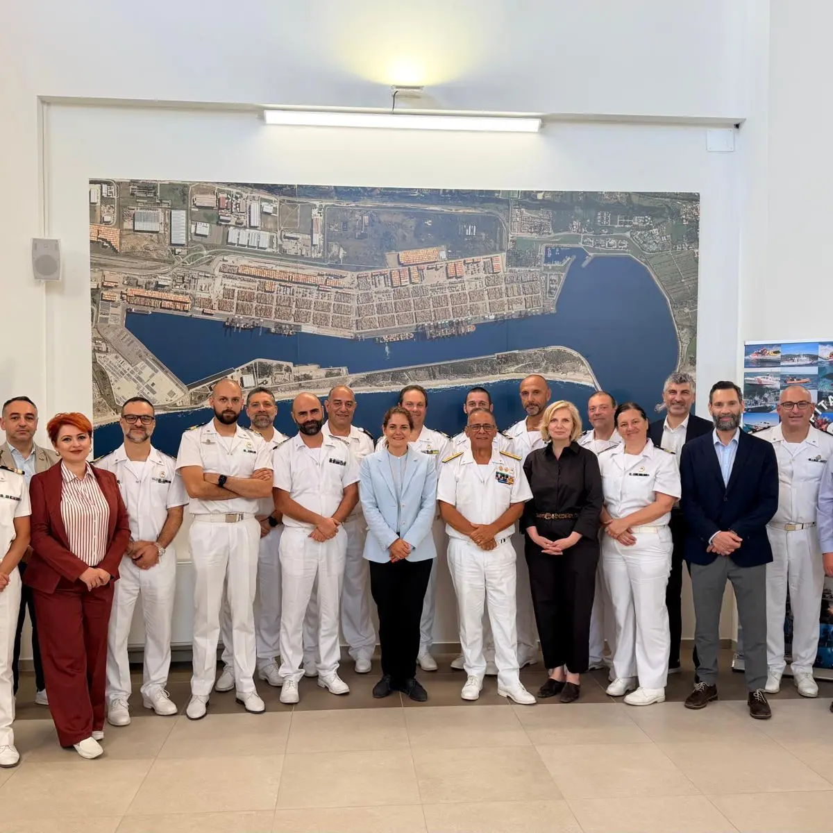 Il porto di Gioia Tauro convince l'Europa: ispezione senza rilievi e sicurezza promossa a pieni voti\n