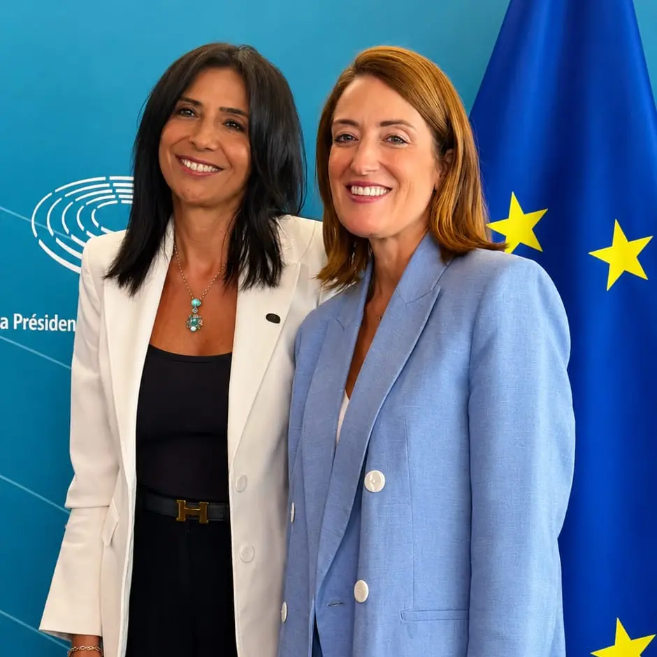 Dall'Europa un riconoscimento alla Calabria, Metsola elogia Giusi Princi: «Con il tuo lavoro sei una degna rappresentante della tua terra»\n