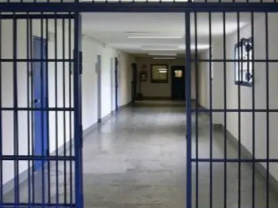 «Ogni estate è un dramma»: il racconto della vita nelle carceri calabresi tra caldo, inattività e sovraffollamento